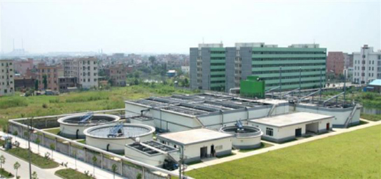 匯眾公司提供污水處理工程系統(tǒng)的項(xiàng)目咨詢(xún)、工程設(shè)計(jì)、設(shè)備制造、施工安裝、調(diào)試運(yùn)行、人員培訓(xùn)等投資、建設(shè)、運(yùn)營(yíng)全方位服務(wù)；或根據(jù)客戶(hù)的需求，提供各類(lèi)型污水處理設(shè)備。